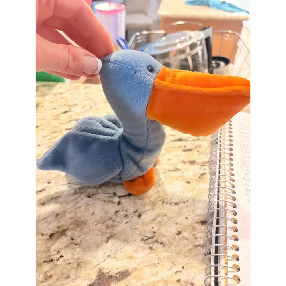 Scoop the Pelican Beanie Baby With ERRORS VERY RARE Retired TY 1996 - Picture 7 of 7